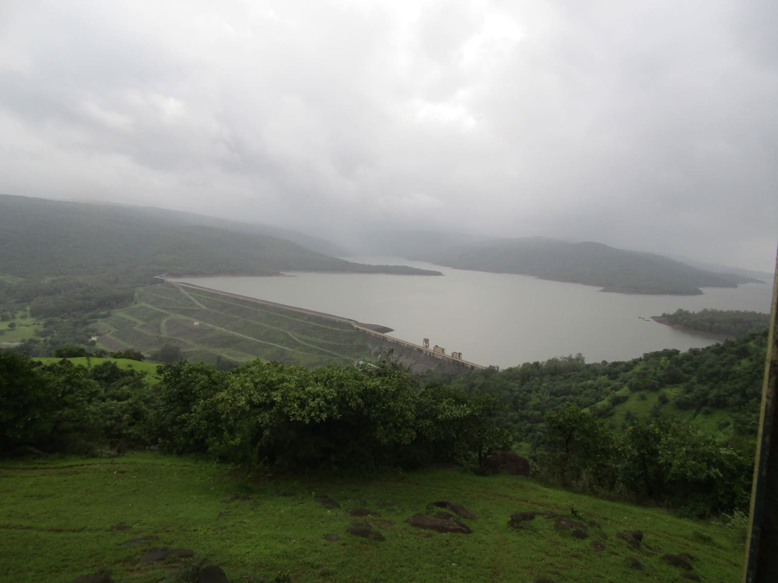 Chandoli Dam (Warana Dam) – Vasant Sagar Reservoir